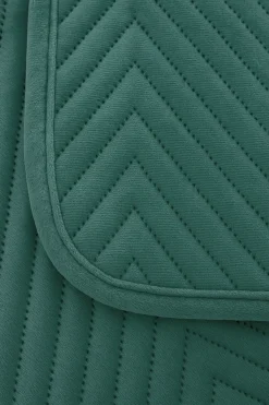 Narzuta dekoracyjna welurowa w jodełkę CHEVRON VELVET 200x220 butelkowa zielona