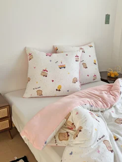 Pościel z mikrofibry biała w ciastka i donuty 160x200 3 el. Donuts F10 na zamek bez prasowania
