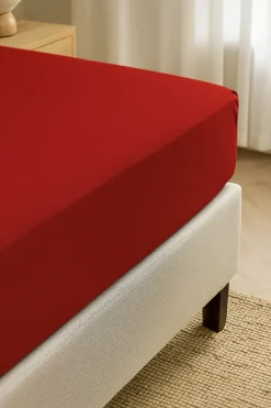 Prześcieradło z gumką z mikrofibry czerwone 90x200